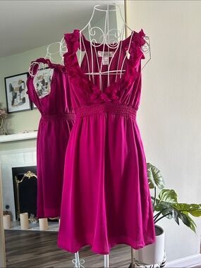 Criss Cross Fuchsia Ruffle Dress - Size Small